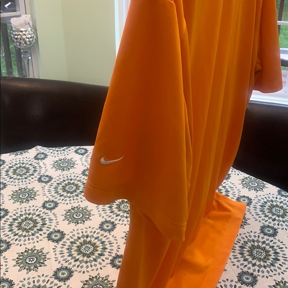 Men’s Xl Nike Golf Polo - Picture 3 of 4